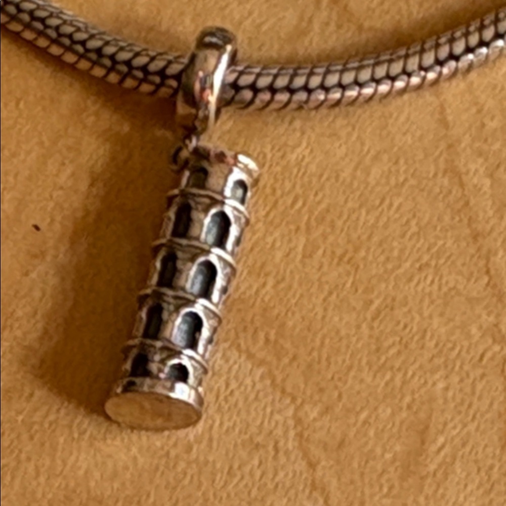 Chamilia Leaning Tower of Pisa charm - Picture 5 of 7